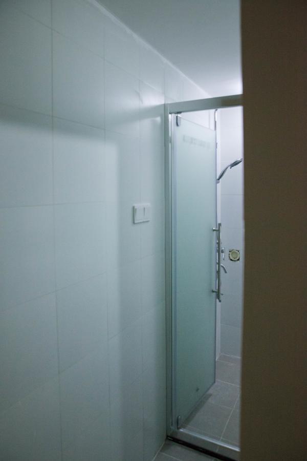 South Face Hostel Jinhu Branch Nanning Extérieur photo