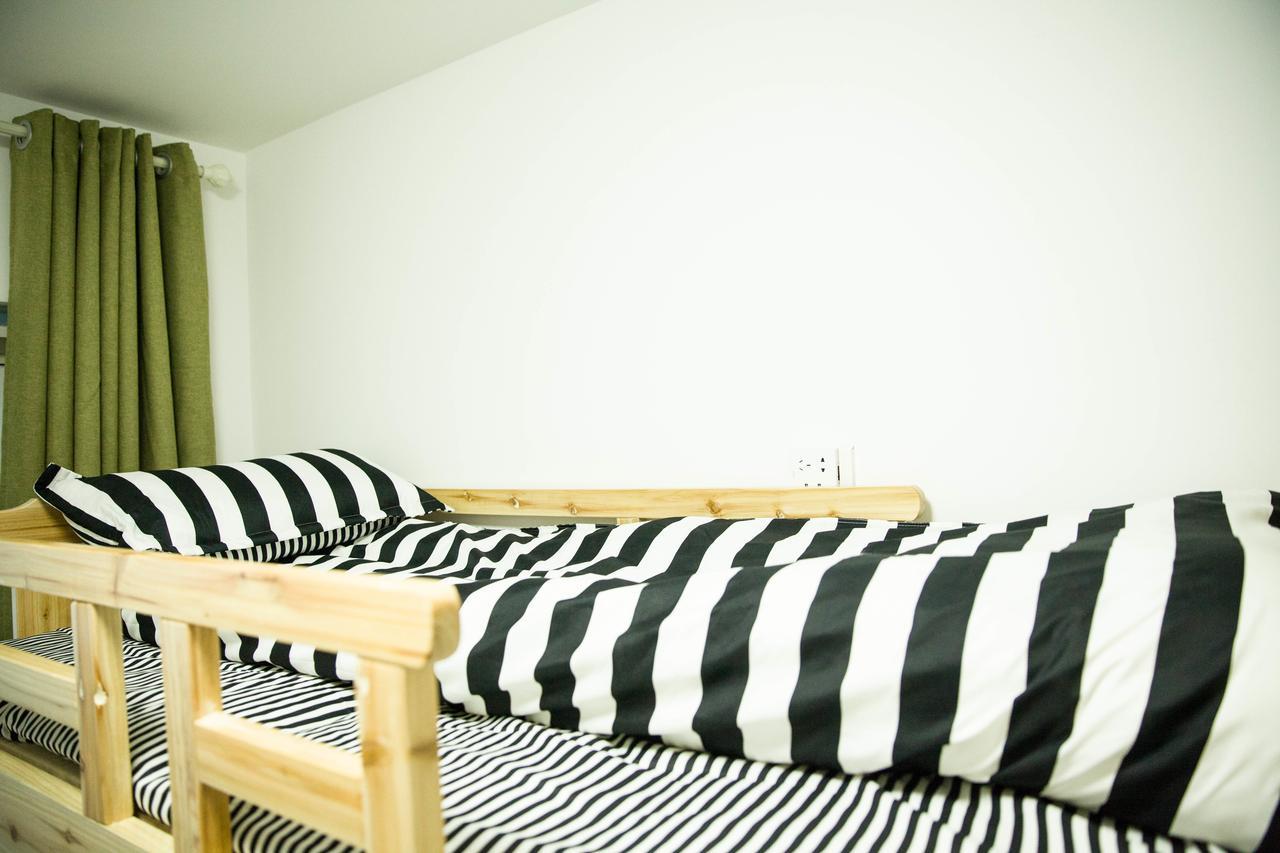 South Face Hostel Jinhu Branch Nanning Extérieur photo