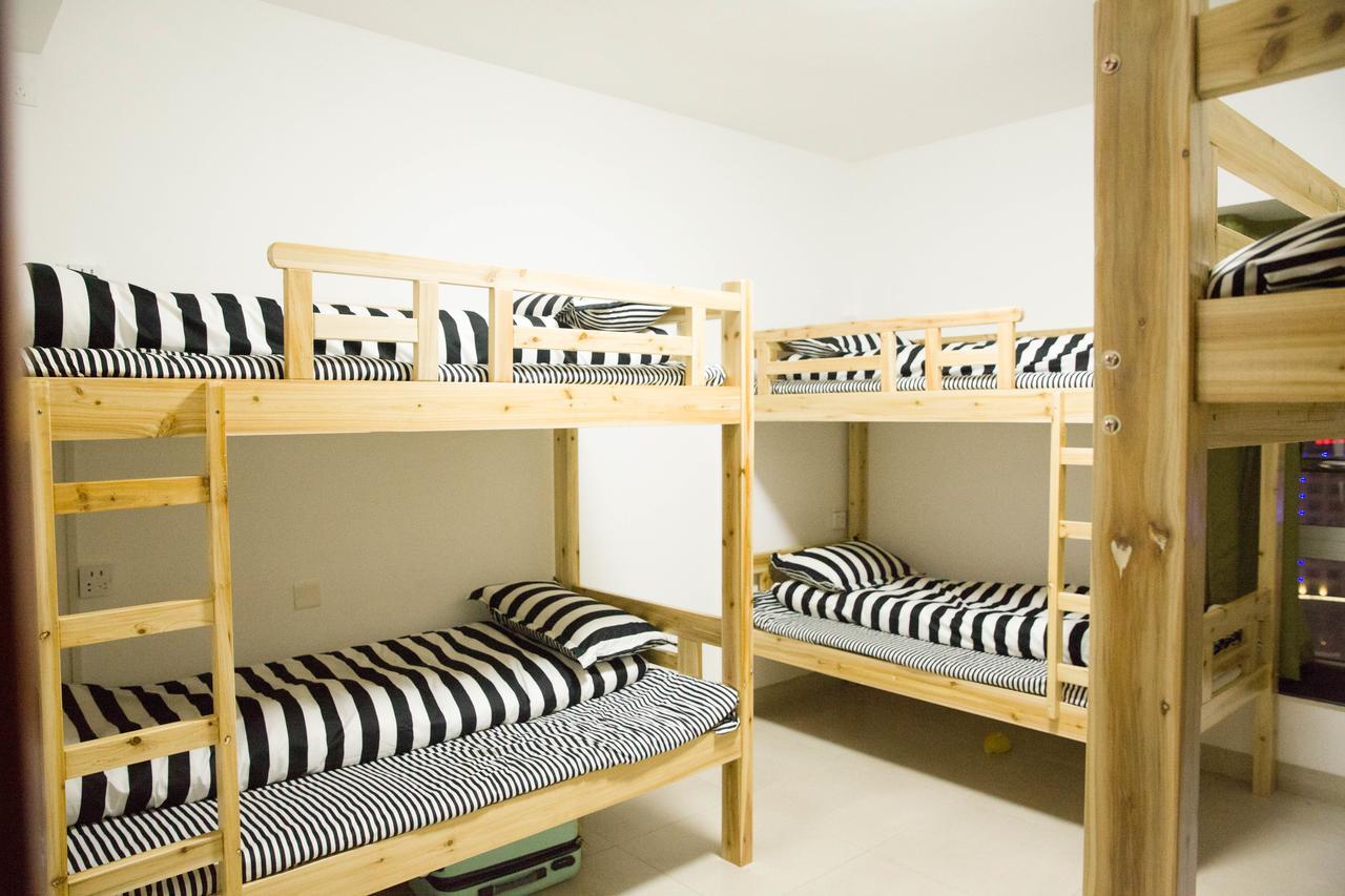 South Face Hostel Jinhu Branch Nanning Extérieur photo