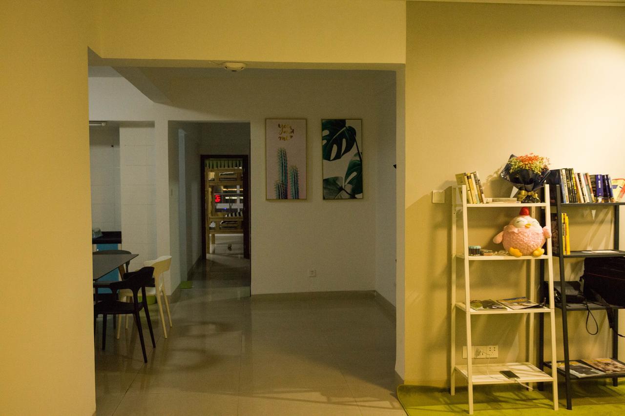 South Face Hostel Jinhu Branch Nanning Extérieur photo
